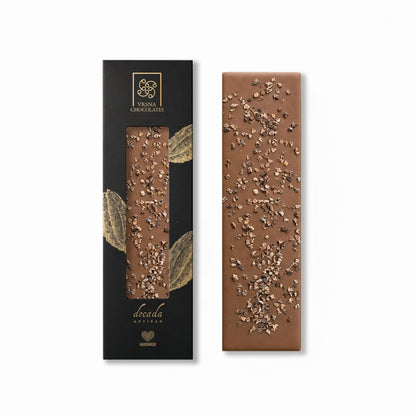 Decada | Milk Chocolate with Roasted Cocoa Nibs